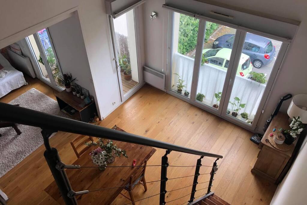 Apartment Joli Duplex 65m Chu Bordeaux Parking Prive *