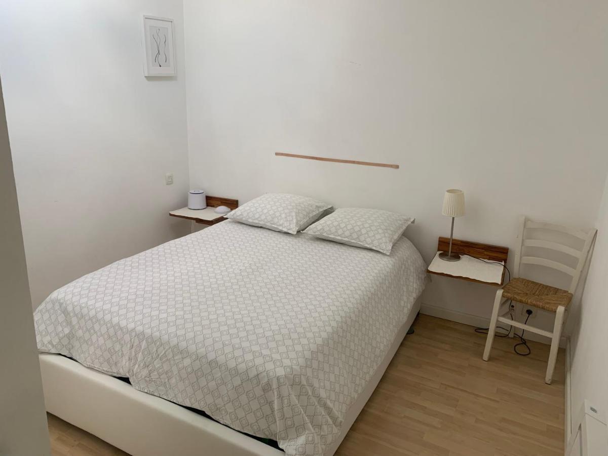 Apartment Joli Duplex 65m Chu Bordeaux Parking Prive *